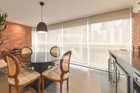 Sala de apartamento para alugar com 2 quartos, 80m² em Cidade Monções, São Paulo