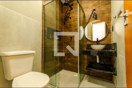 Banheiro de apartamento para alugar com 1 quarto, 23m² em Itaberaba, São Paulo