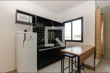 Cozinha de kitnet/studio para alugar com 1 quarto, 23m² em Itaberaba, São Paulo