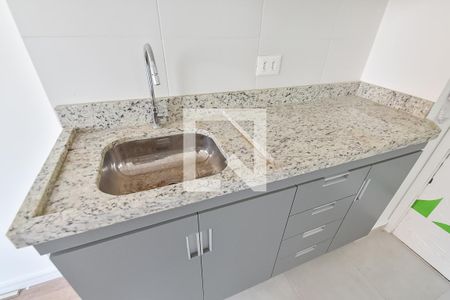 Sala/cozinha de apartamento à venda com 1 quarto, 27m² em Ipiranga, São Paulo