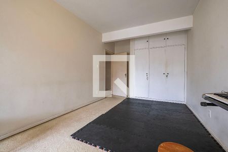 Suíte de apartamento à venda com 3 quartos, 186m² em Jardim Europa, São Paulo