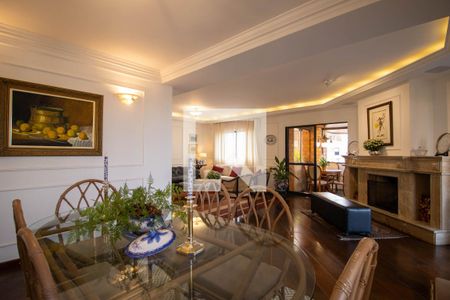 Sala de apartamento para alugar com 5 quartos, 250m² em Vila Suzana, São Paulo