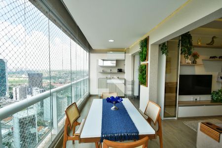 Apartamento à venda com 2 quartos, 71m² em Pinheiros, São Paulo