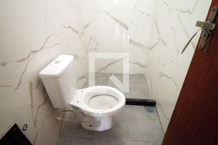 Banheiro de apartamento para alugar com 1 quarto, 40m² em Vila da Penha, Rio de Janeiro