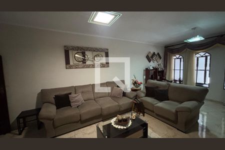 Sala  de casa à venda com 3 quartos, 181m² em Jardim Ana Maria, Santo André