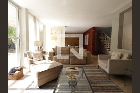 Sala de casa para alugar com 3 quartos, 350m² em Morumbi, São Paulo