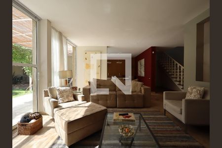 Sala de casa para alugar com 3 quartos, 350m² em Morumbi, São Paulo