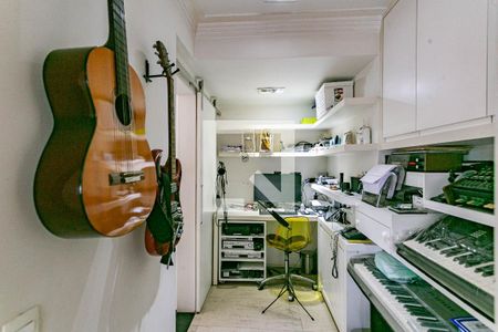 Escritório de apartamento à venda com 3 quartos, 120m² em Bosque da Saúde, São Paulo