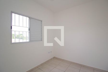 Quarto 2 de casa para alugar com 2 quartos, 65m² em Vila Mangalot, São Paulo