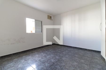 Quarto de casa para alugar com 1 quarto, 70m² em Vila Nair, São Paulo