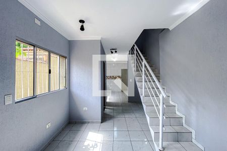 Sala de casa para alugar com 2 quartos, 60m² em Vila Bertioga, São Paulo