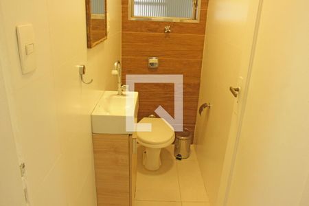 Lavabo de apartamento para alugar com 3 quartos, 148m² em Boqueirão, Santos