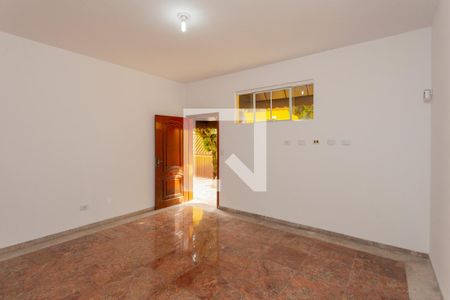 Sala de casa para alugar com 4 quartos, 198m² em Jardim das Imbuias, São Paulo