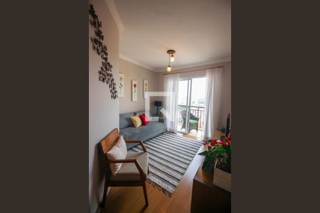 Sala de apartamento para alugar com 3 quartos, 68m² em Chácara Agrindus, Taboão da Serra