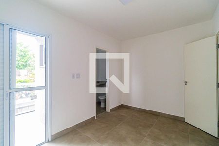 Suíte 1 de casa à venda com 2 quartos, 77m² em Jardim Pinheiros, São Paulo