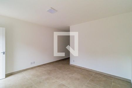 Sala de casa à venda com 2 quartos, 77m² em Jardim Pinheiros, São Paulo