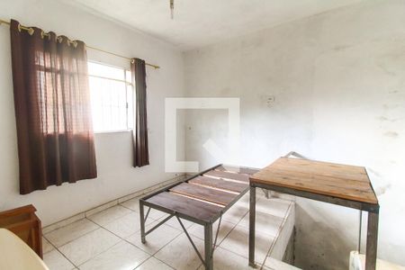 Sala 2 de casa à venda com 2 quartos, 288m² em Vila Carmosina, São Paulo