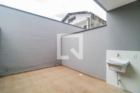 Quintal de casa à venda com 2 quartos, 76m² em Jardim Ester, São Paulo