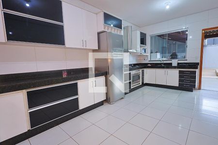 Cozinha de casa para alugar com 4 quartos, 283m² em Jardim Atlantico, Goiânia