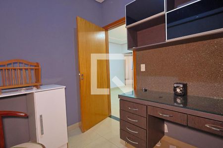 Escritório de casa à venda com 4 quartos, 283m² em Jardim Atlantico, Goiânia