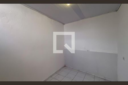 Quarto 1 de casa para alugar com 2 quartos, 38m² em Parque Cisper, São Paulo