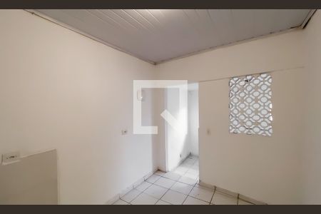 Quarto 2 de casa para alugar com 2 quartos, 38m² em Parque Cisper, São Paulo