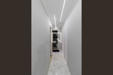 Corredor de apartamento para alugar com 2 quartos, 42m² em Vila Princesa Isabel, São Paulo