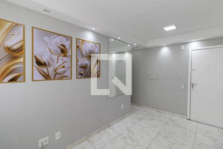 Sala de apartamento para alugar com 2 quartos, 42m² em Vila Princesa Isabel, São Paulo