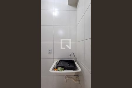 Área de Serviço de apartamento para alugar com 2 quartos, 38m² em Vila Isa, São Paulo