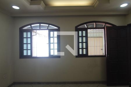 Sala de casa à venda com 4 quartos, 173m² em Copacabana, Belo Horizonte