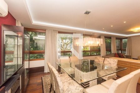 Sala  de apartamento para alugar com 3 quartos, 220m² em Independência, Porto Alegre