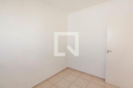 Quarto 1 de apartamento para alugar com 2 quartos, 50m² em Morada da Colina, Uberlândia