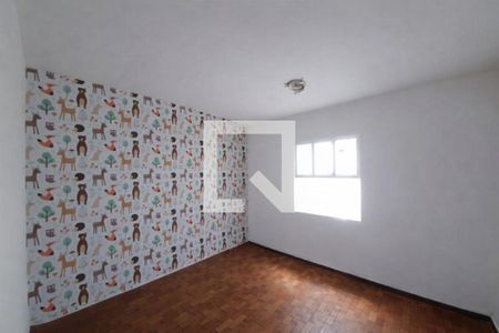 Quarto de casa para alugar com 3 quartos, 120m² em Vila Dalva, São Paulo