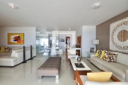 Sala de apartamento para alugar com 4 quartos, 220m² em Jardim Tejereba, Guarujá