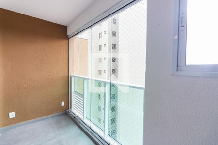 Sacada de apartamento para alugar com 2 quartos, 58m² em Vila Yara, Osasco