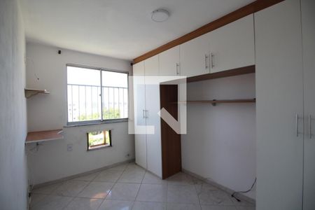 Quarto 1 de apartamento para alugar com 2 quartos, 55m² em Jacarepaguá, Rio de Janeiro