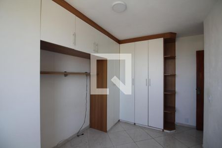 Quarto 1 de apartamento para alugar com 2 quartos, 55m² em Jacarepaguá, Rio de Janeiro