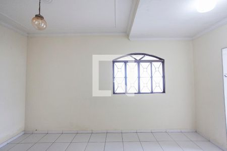 Sala 2 de casa para alugar com 3 quartos, 220m² em Santa Mônica, Uberlândia