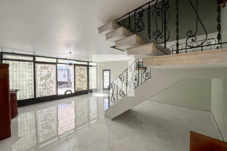 Sala de casa para alugar com 5 quartos, 230m² em Vila Marte, São Paulo
