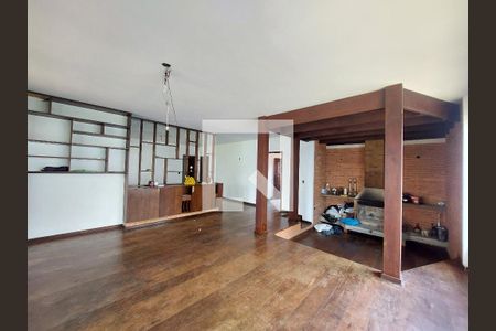 Sala de casa à venda com 4 quartos, 1186m² em Interlagos, São Paulo