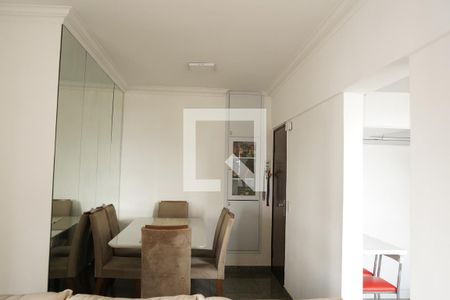 Sala de apartamento para alugar com 2 quartos, 73m² em Vila Esperança, São Paulo