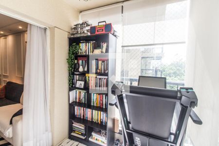 Varanda de apartamento à venda com 2 quartos, 87m² em Jardim Tupanci, Barueri