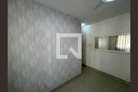 Suíte de apartamento para alugar com 3 quartos, 81m² em Vila Valqueire, Rio de Janeiro