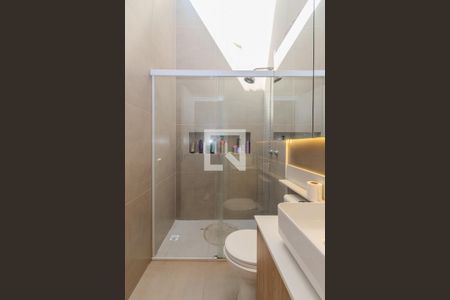 Banheiro da Suíte de casa à venda com 3 quartos, 110m² em Hípica, Porto Alegre