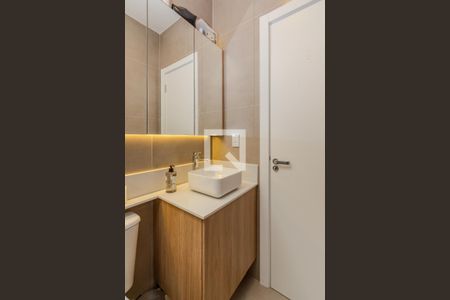 Banheiro da Suíte de casa à venda com 3 quartos, 110m² em Hípica, Porto Alegre