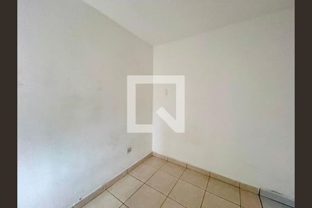 Quarto 2 de casa para alugar com 2 quartos, 45m² em Vila Augusta, Guarulhos