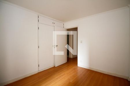 Quarto 1 de apartamento para alugar com 2 quartos, 69m² em Pinheiros, São Paulo