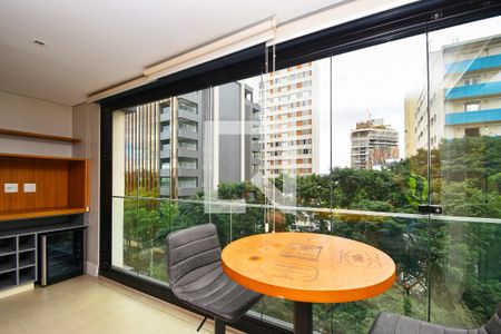 varanda sala de apartamento à venda com 2 quartos, 85m² em Pinheiros, São Paulo