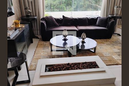 Casa à venda com 3 quartos, 440m² em City América, São Paulo