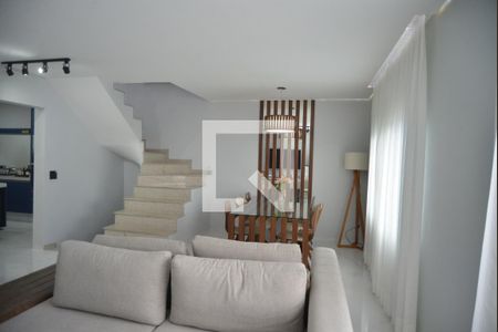 Sala de casa à venda com 3 quartos, 197m² em Vila Alzira, Santo André